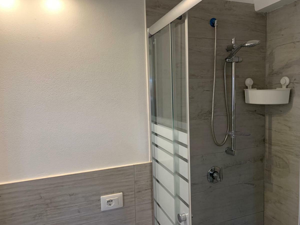 Deni'S Apartments Per 4 시라쿠사 외부 사진