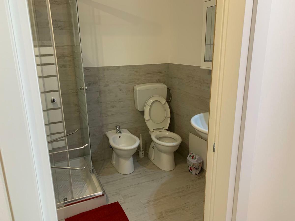 Deni'S Apartments Per 4 시라쿠사 외부 사진