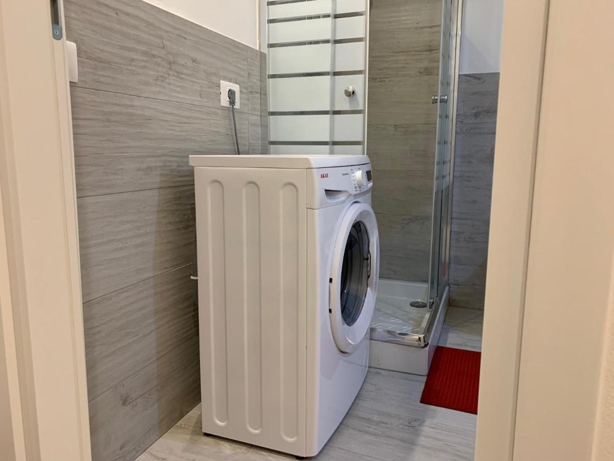 Deni'S Apartments Per 4 시라쿠사 외부 사진